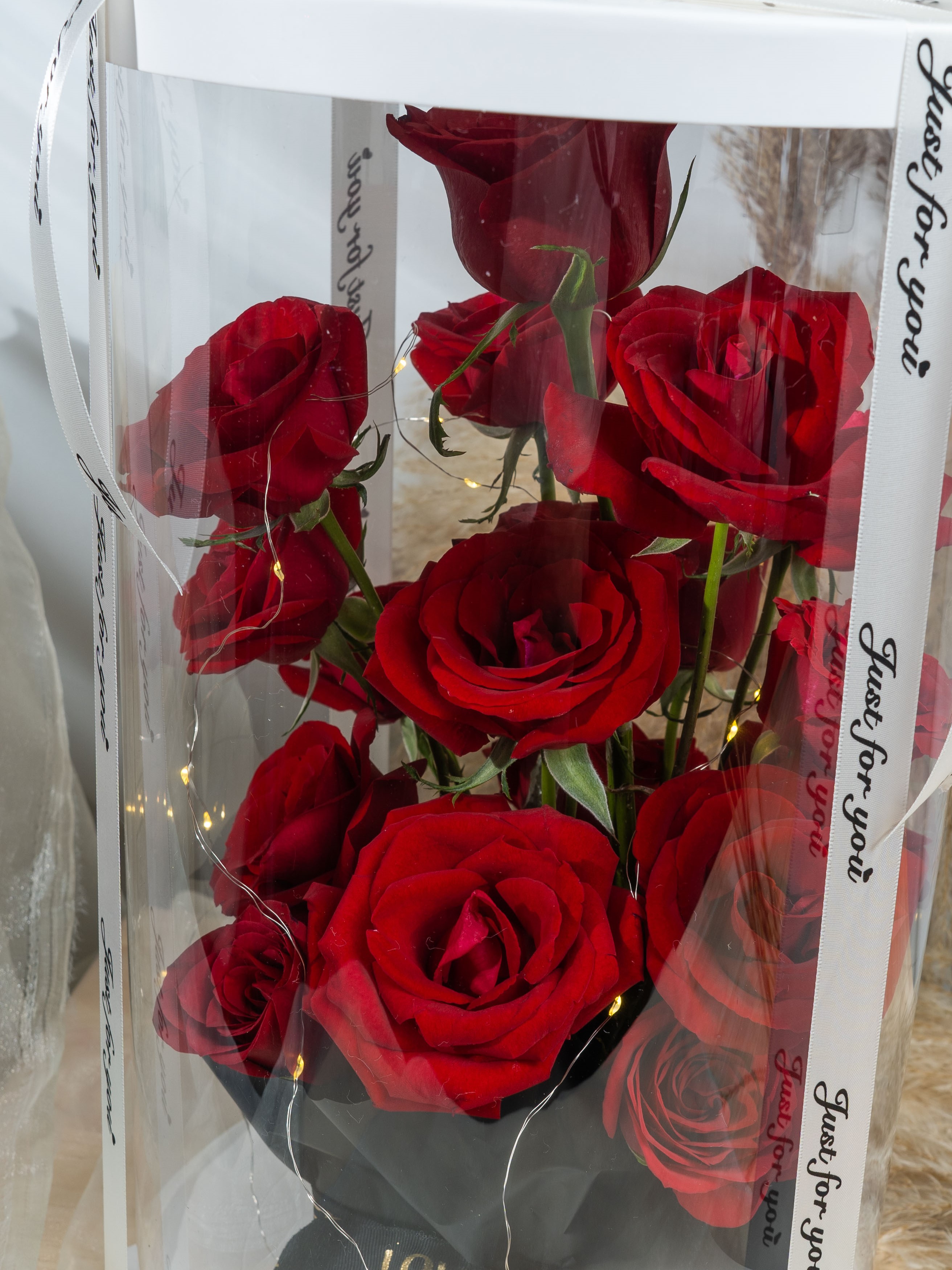 See. Love - Freeland Floral thumbnail 1