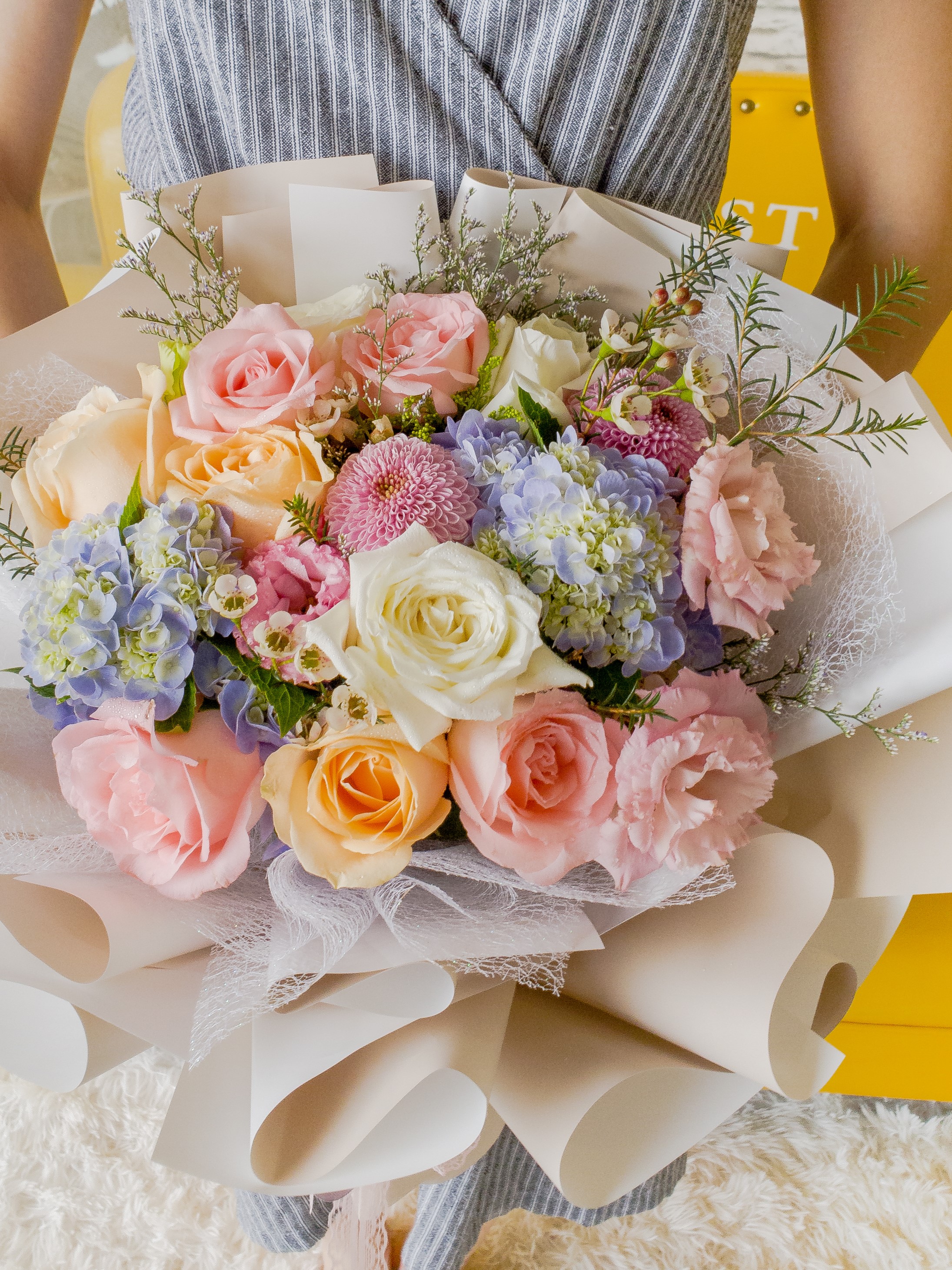 Feminine - Freeland Floral thumbnail 3