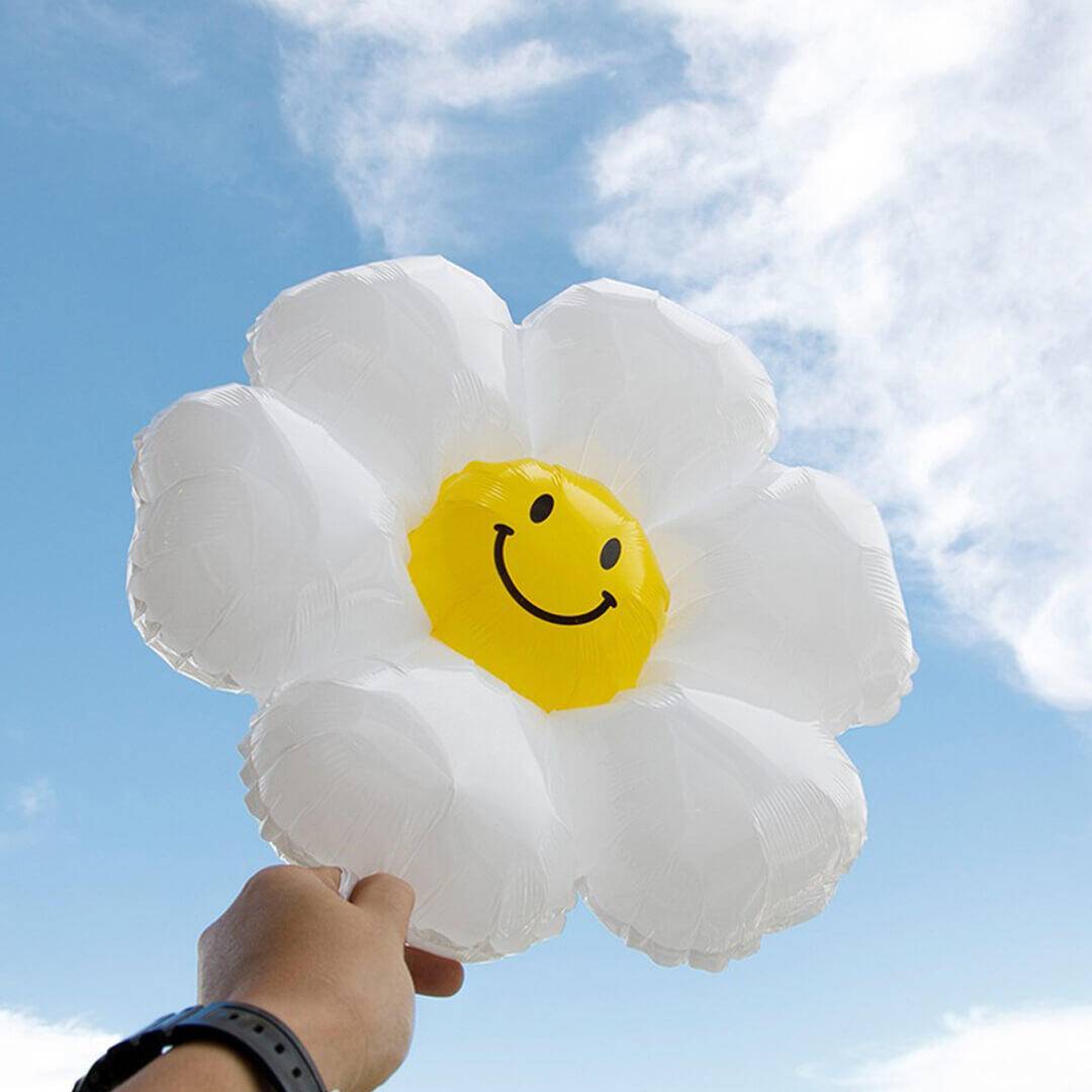 Smiling Flower Balloon