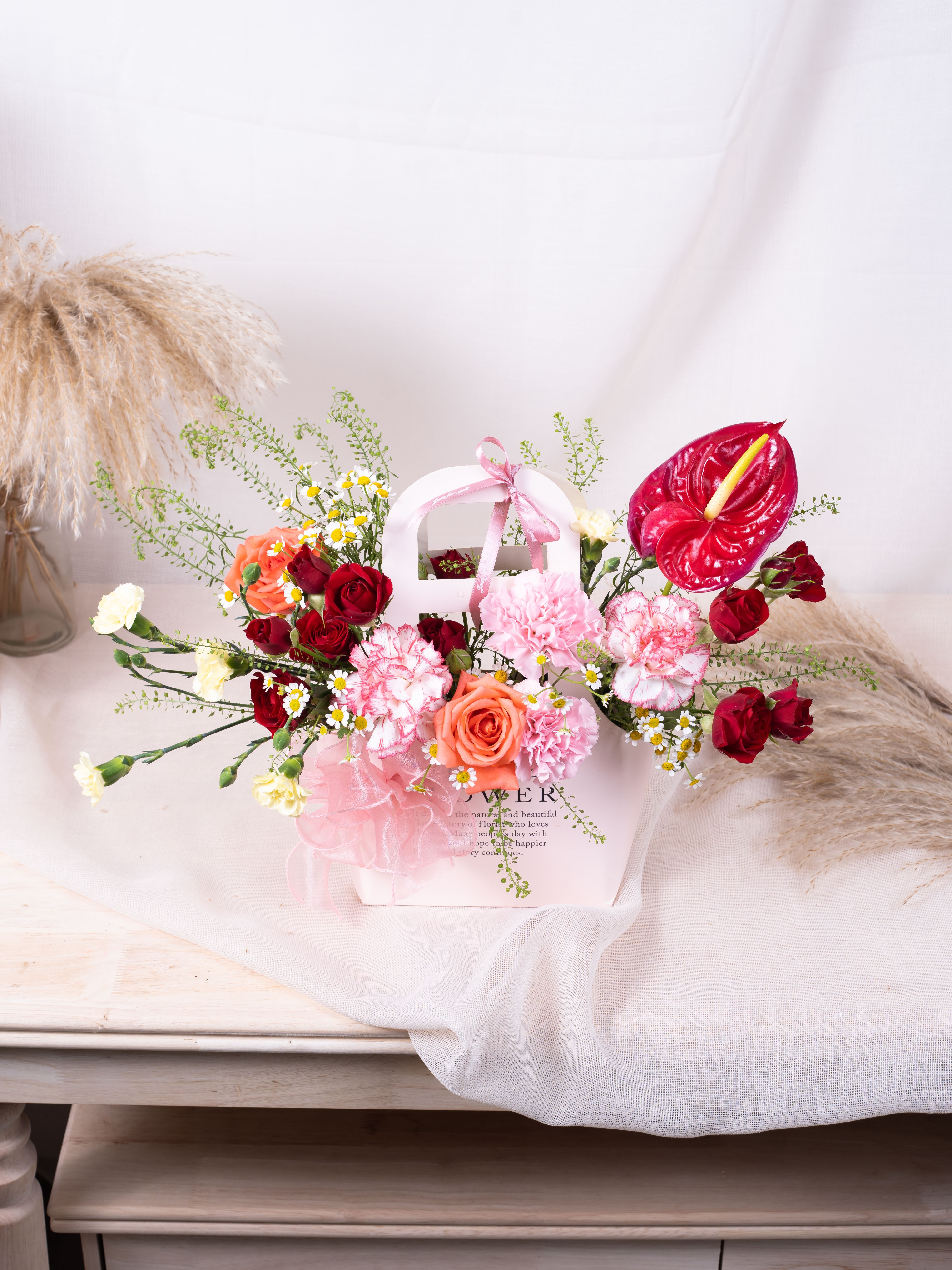 Piacevole - Freeland Floral thumbnail 2