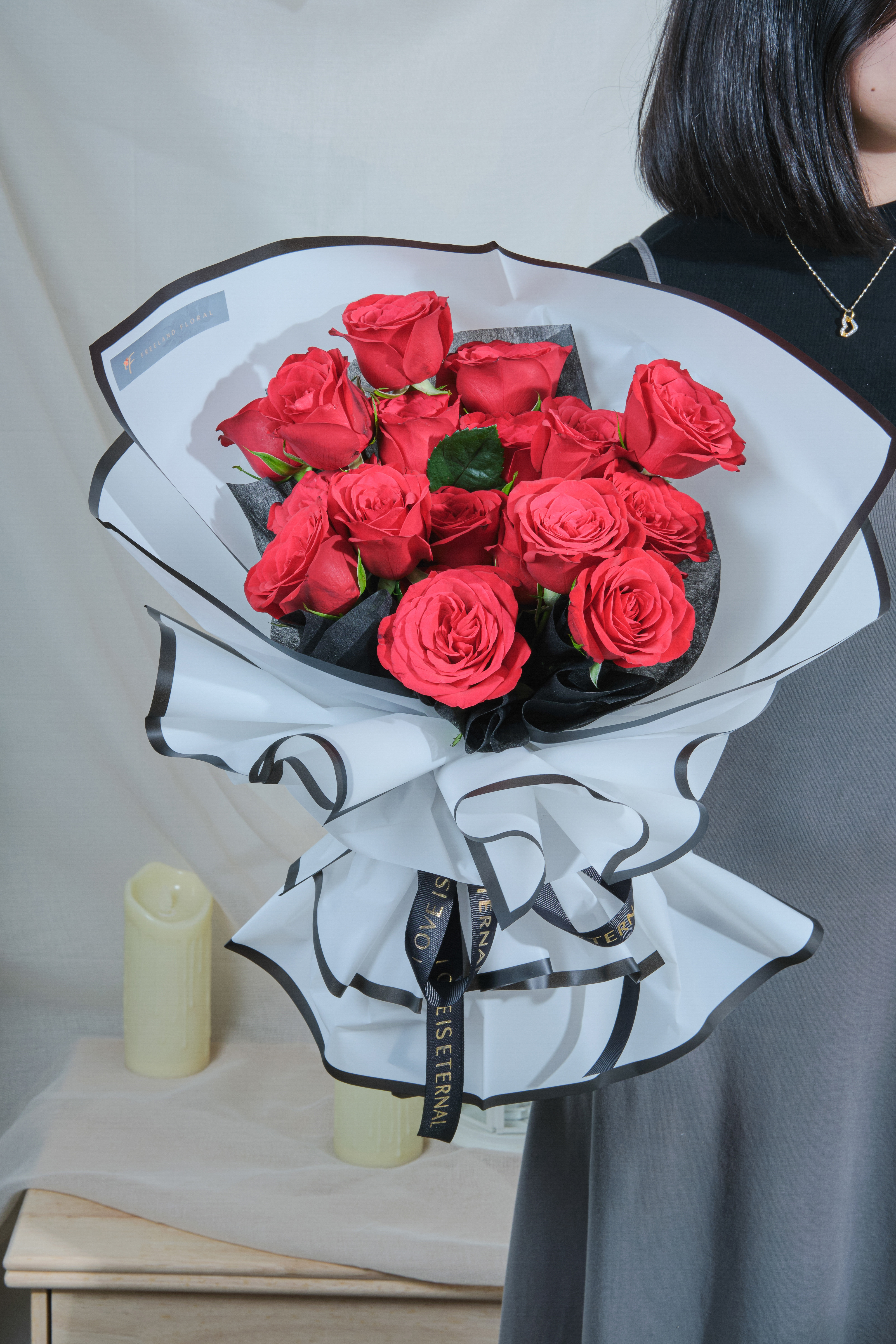 Straight Love - Freeland Floral thumbnail 2