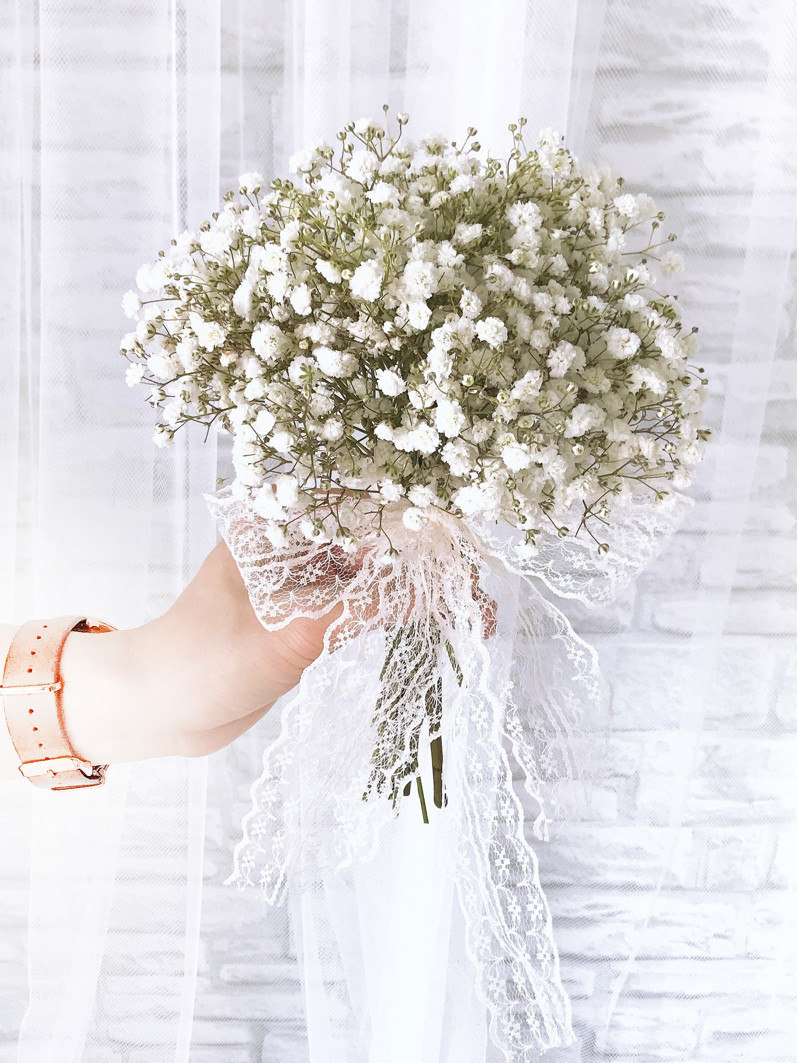 Beautiful In White - Freeland Floral thumbnail 1
