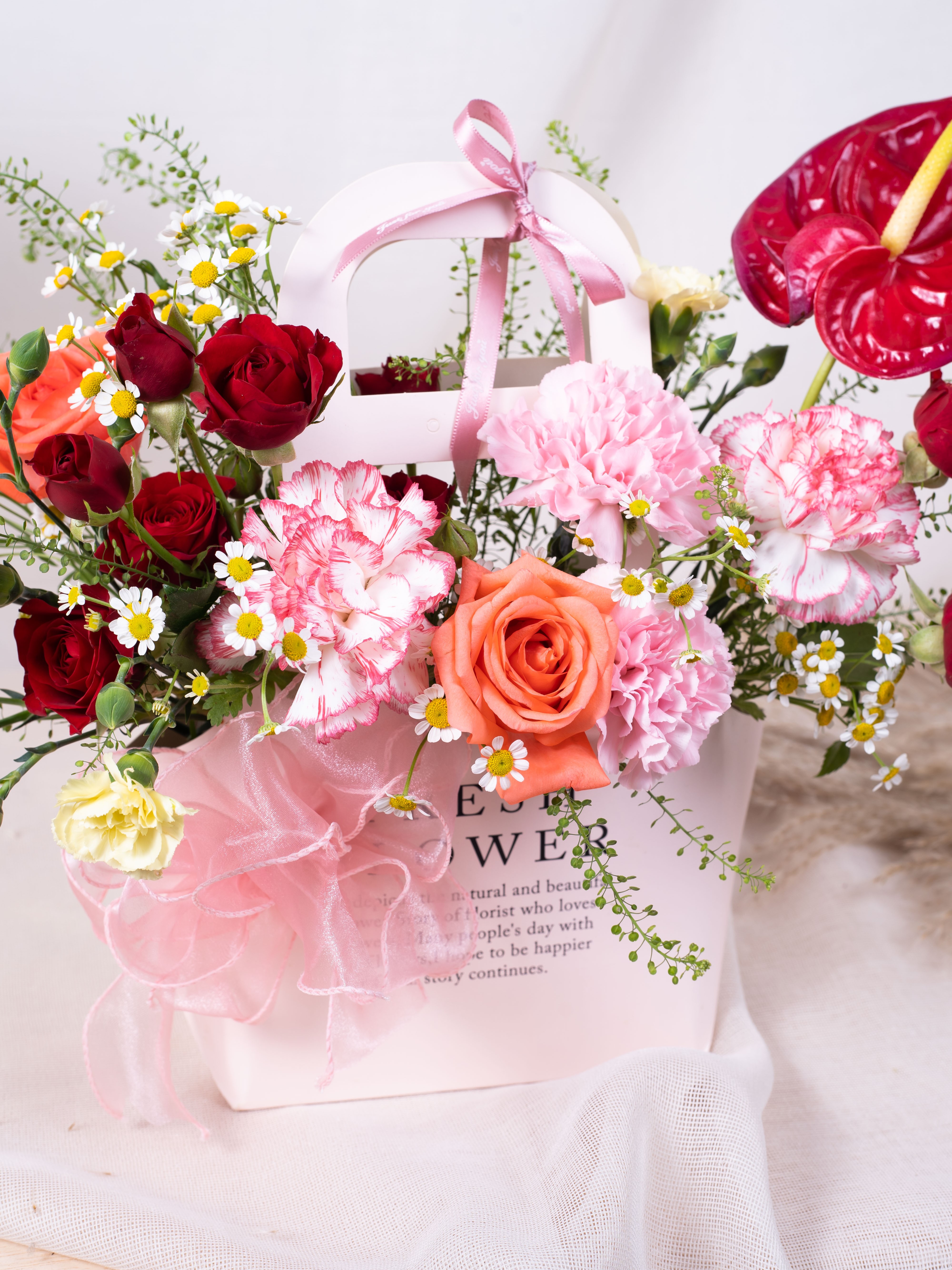 Piacevole - Freeland Floral thumbnail 3