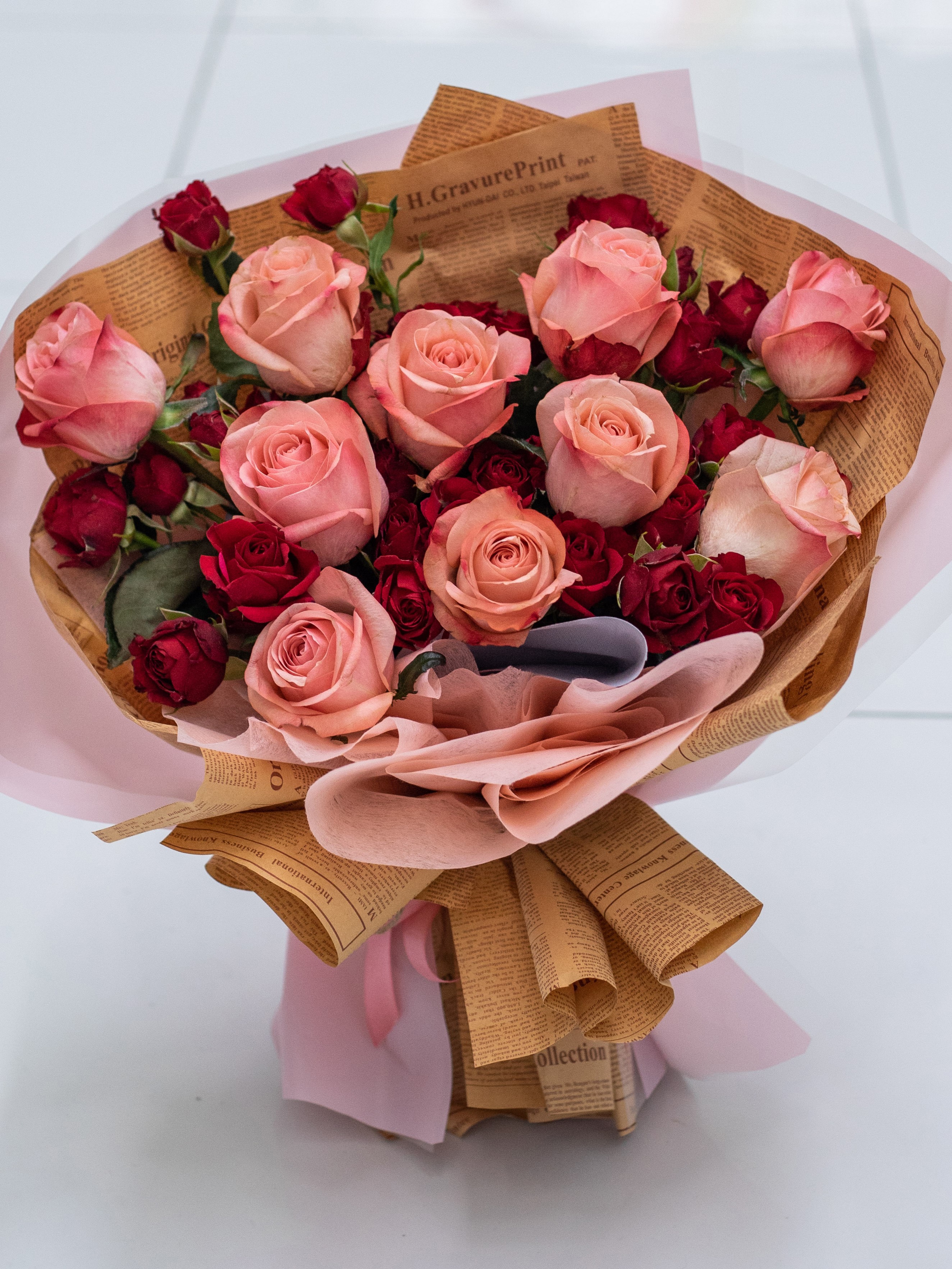 Romantic Encounter - Freeland Floral thumbnail 2