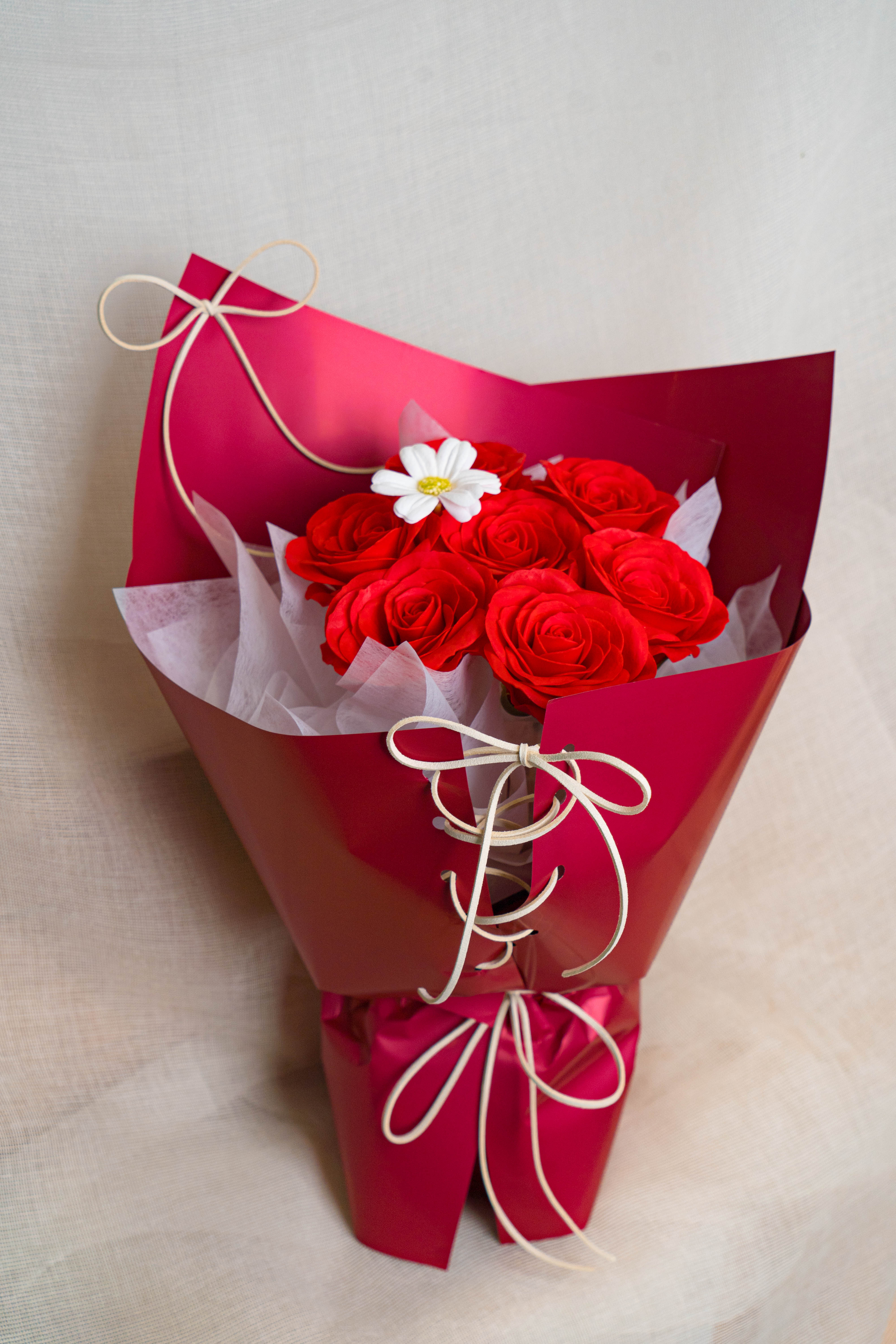 Lover's Knot - Freeland Floral thumbnail 3