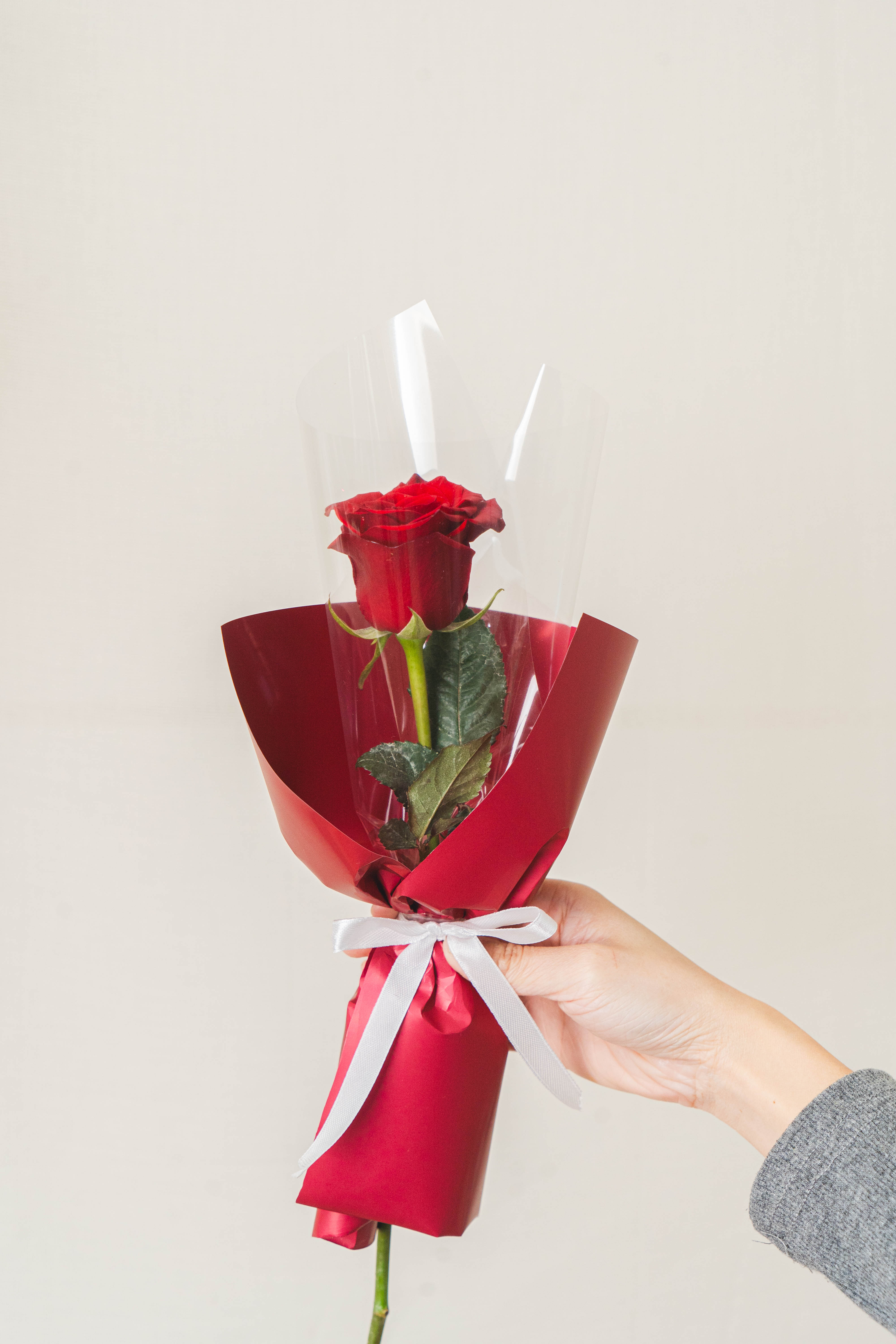 Single Rose Noble Bouquet